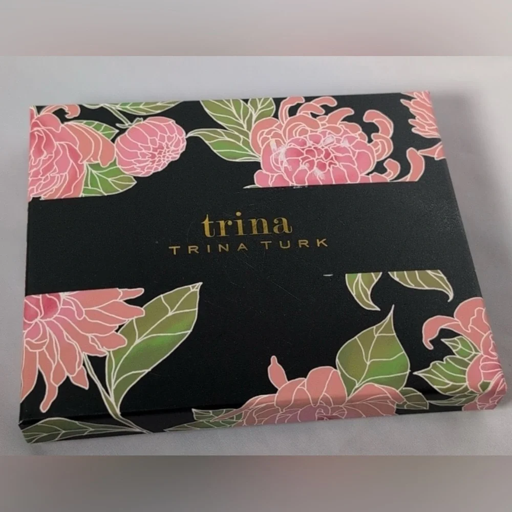 Trina Turk Black Quilted Passport Holder Luggage Tag Set NWT